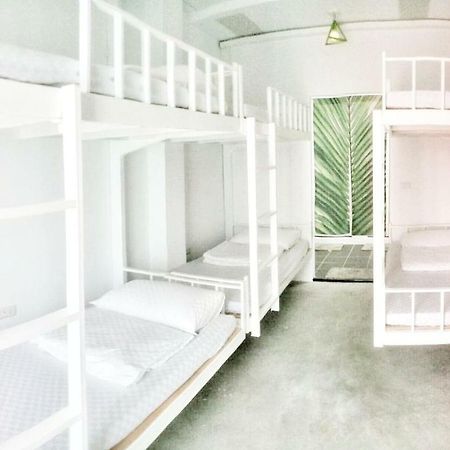 Cong Sen Backpackers Hostel Taitung Ngoại thất bức ảnh