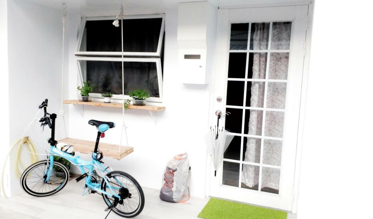 Cong Sen Backpackers Hostel Taitung Ngoại thất bức ảnh