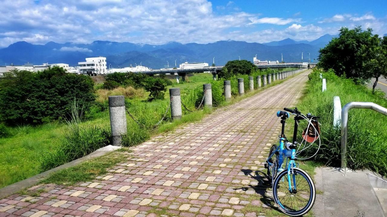 Cong Sen Backpackers Hostel Taitung Ngoại thất bức ảnh